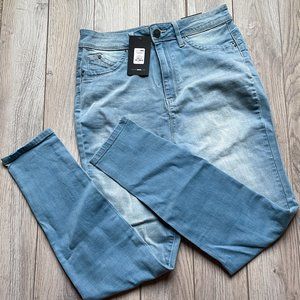 Fashion Nova Statuesque Booty Lifting Jeans - Light Blue Wash - Size 13